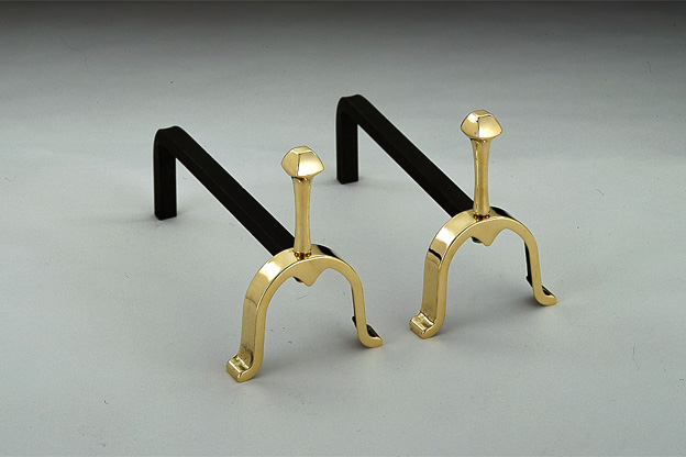 Alari in Ottone A104 Chiodo Testa Quadra