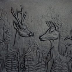 Piastra in Ghisa per il Camino F120 con i CERVI