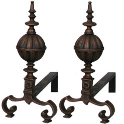 Coppia di Alari in Ottone A170 per il Camino