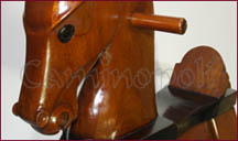 Cavalluccio a dondolo in legno V114