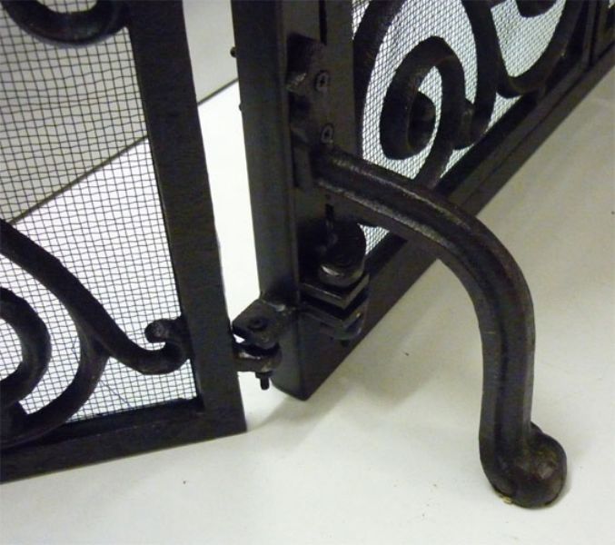 Parascinitille in Ghisa P202 con ante