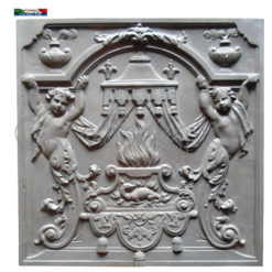 Piastra in ghisa F143 con Putti